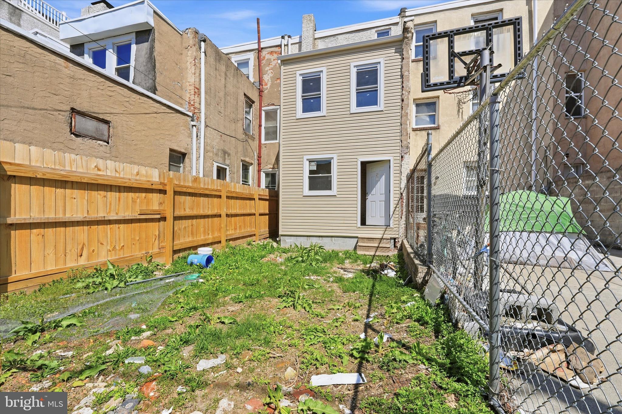 POINT BREEZE - Residential