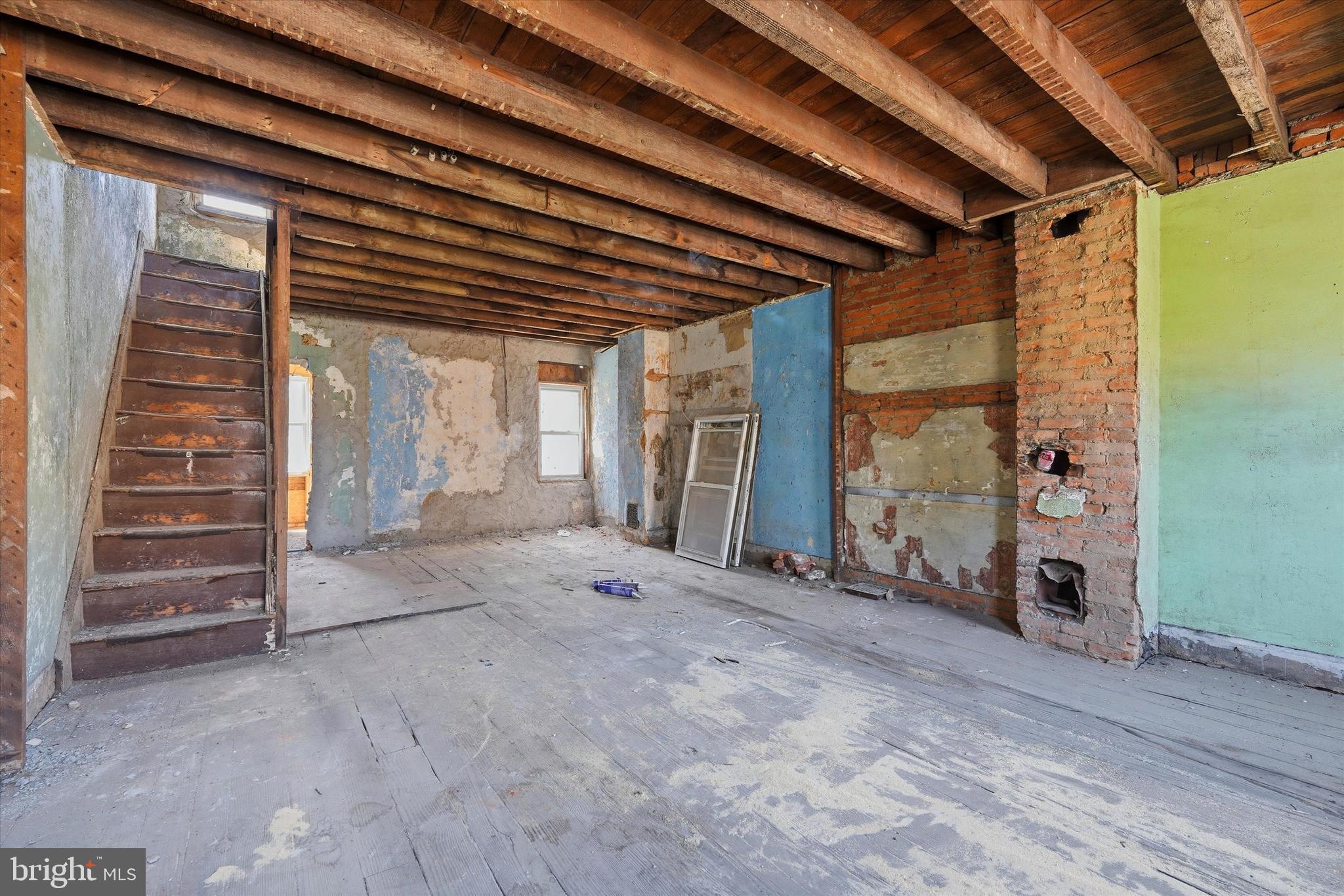 POINT BREEZE - Residential