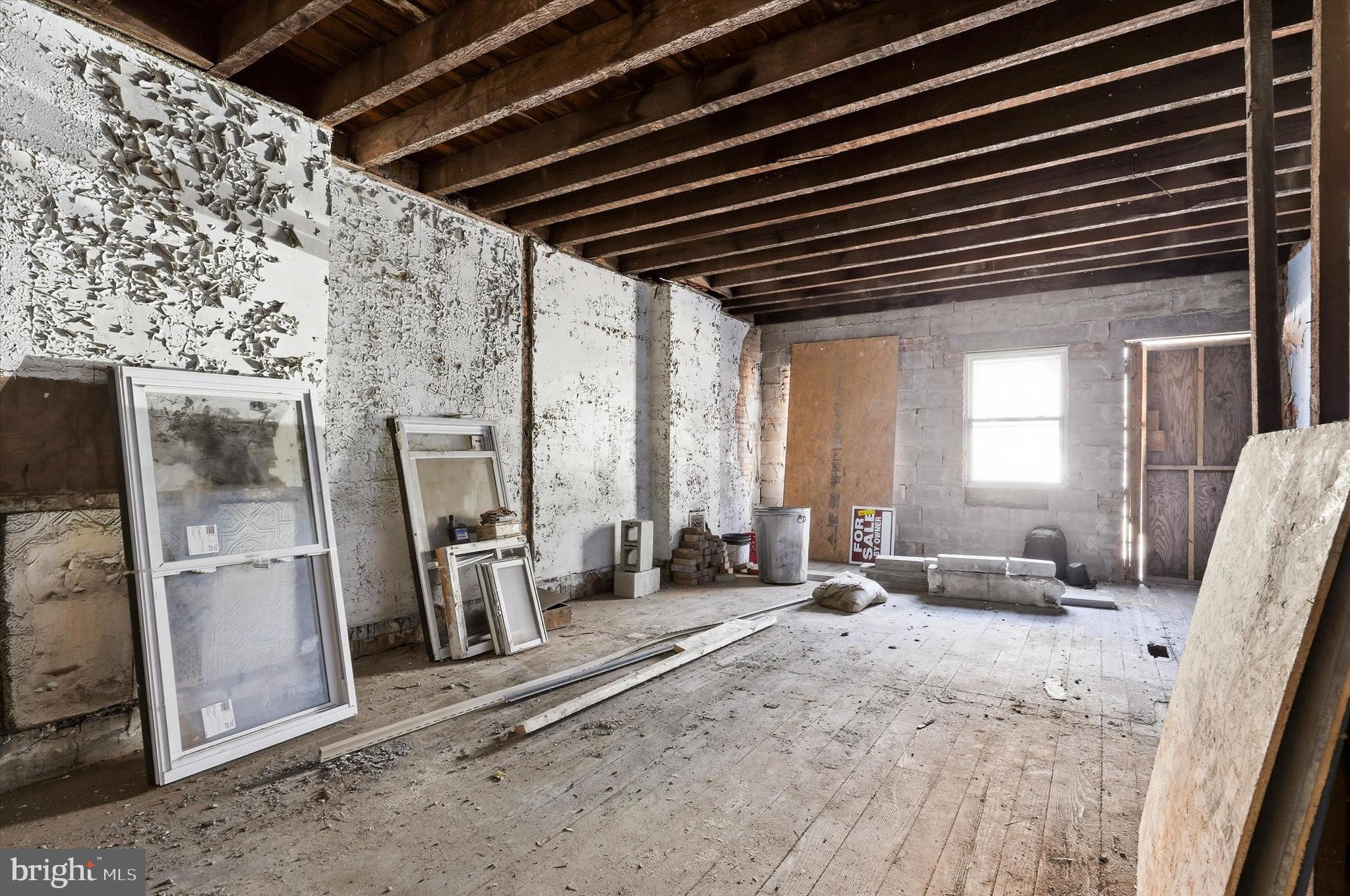 POINT BREEZE - Residential