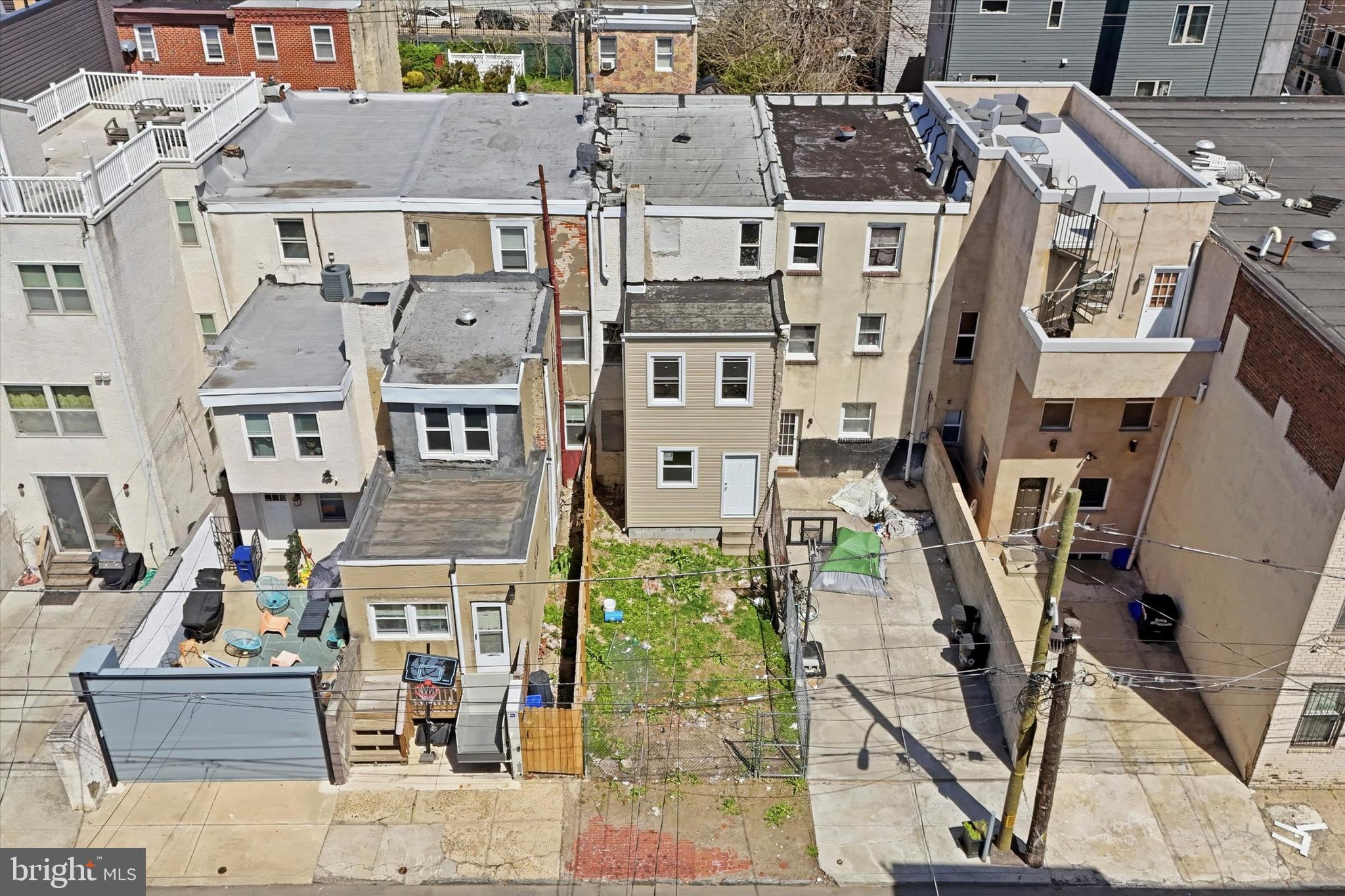 POINT BREEZE - Residential
