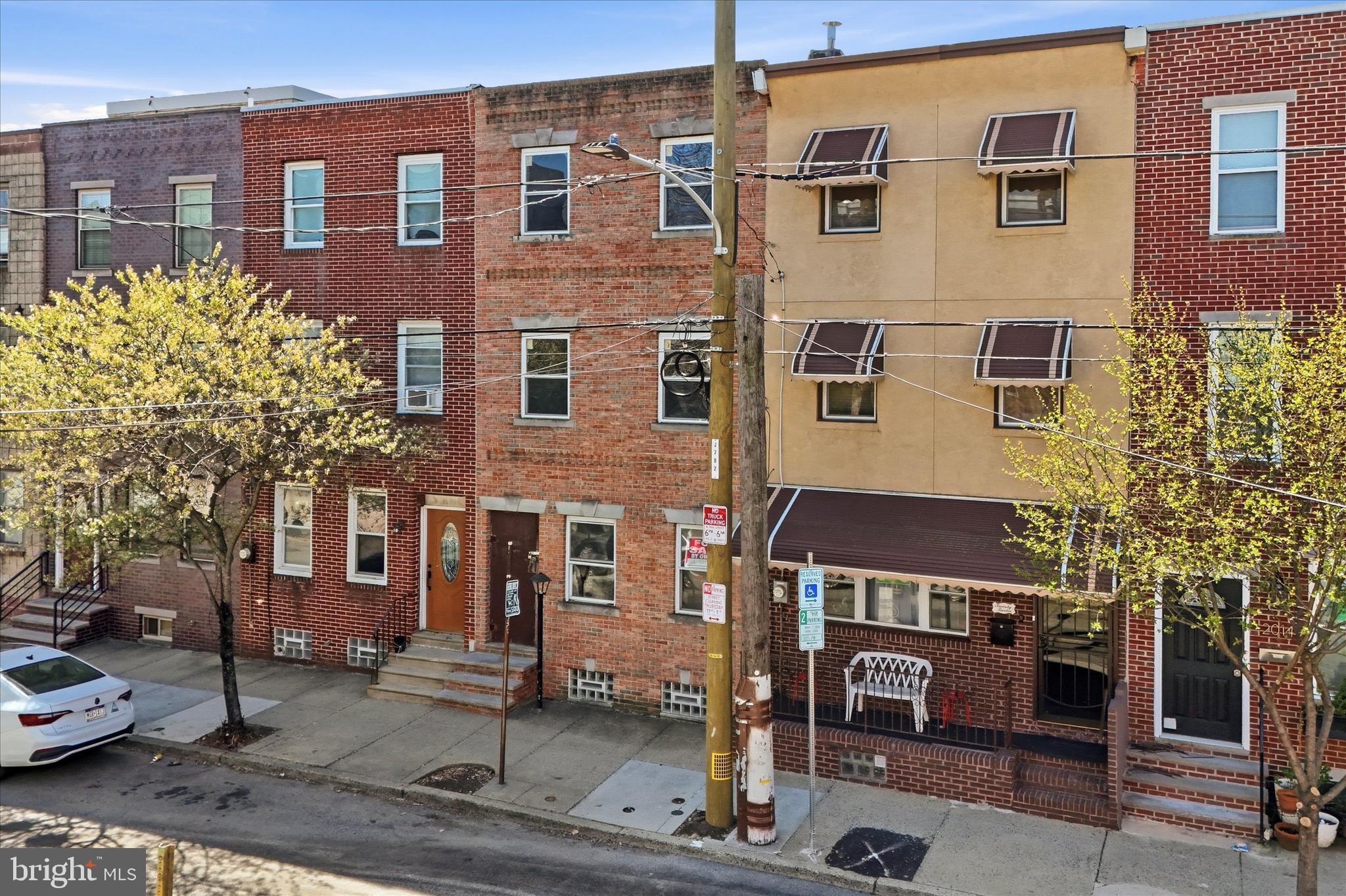 POINT BREEZE - Residential