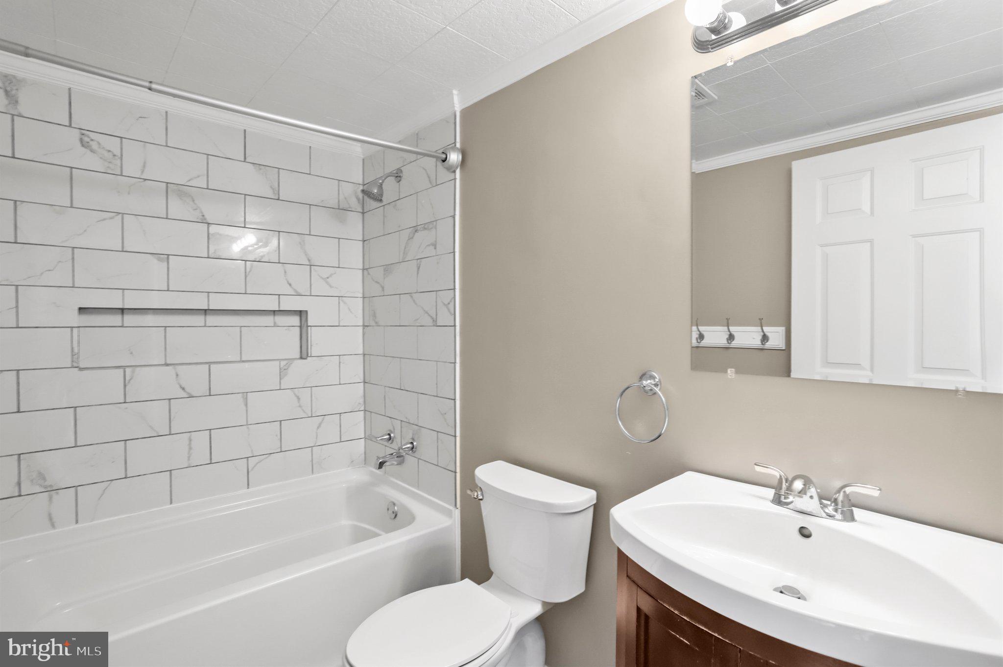 GLENWOOD FOREST - Residential