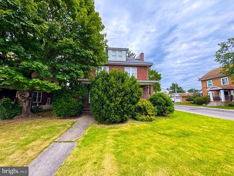 Homes For Sale - 9 Lombardy Circle<br/> Mifflin County, LEWISTOWN, PA 17044