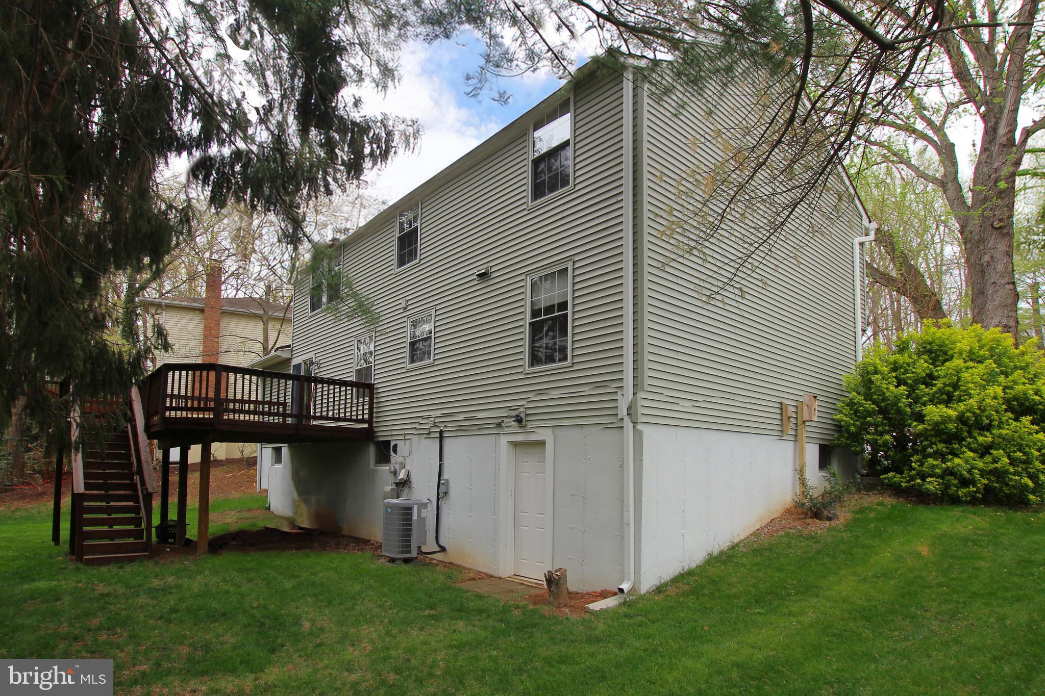 MONTCLAIR/COUNTRY CLUB - Residential