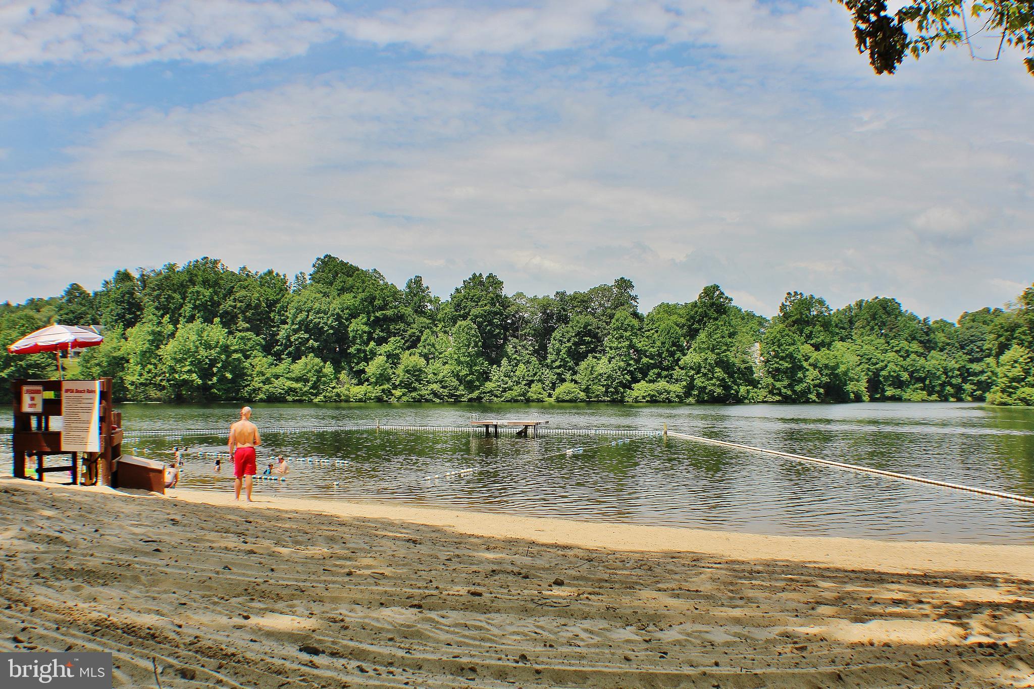 MONTCLAIR/COUNTRY CLUB - Residential