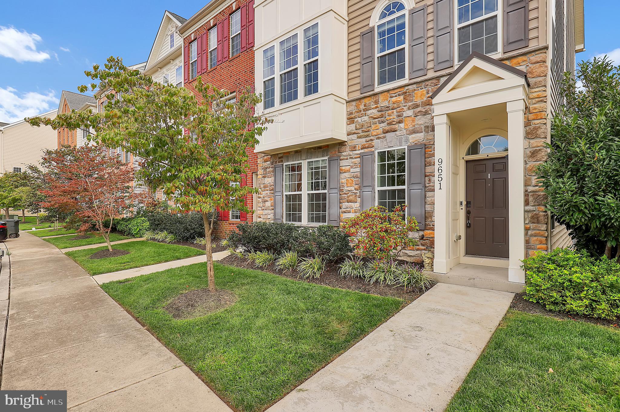 9651 BOTHWELL LANE