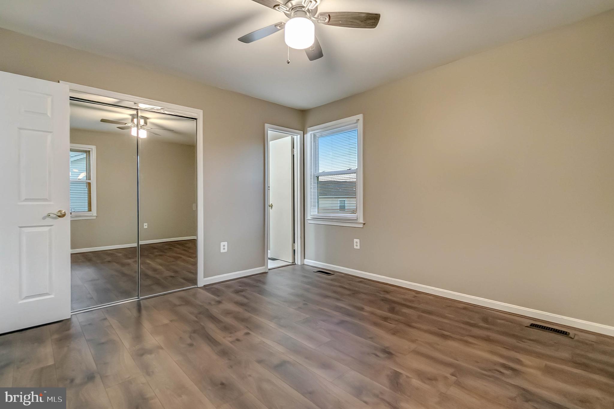 DEN LEE ACRES - Residential