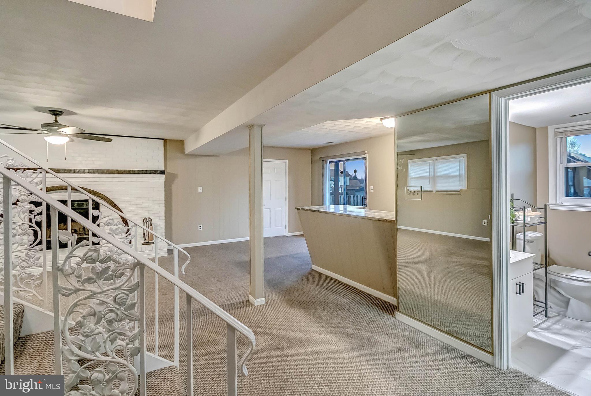 DEN LEE ACRES - Residential