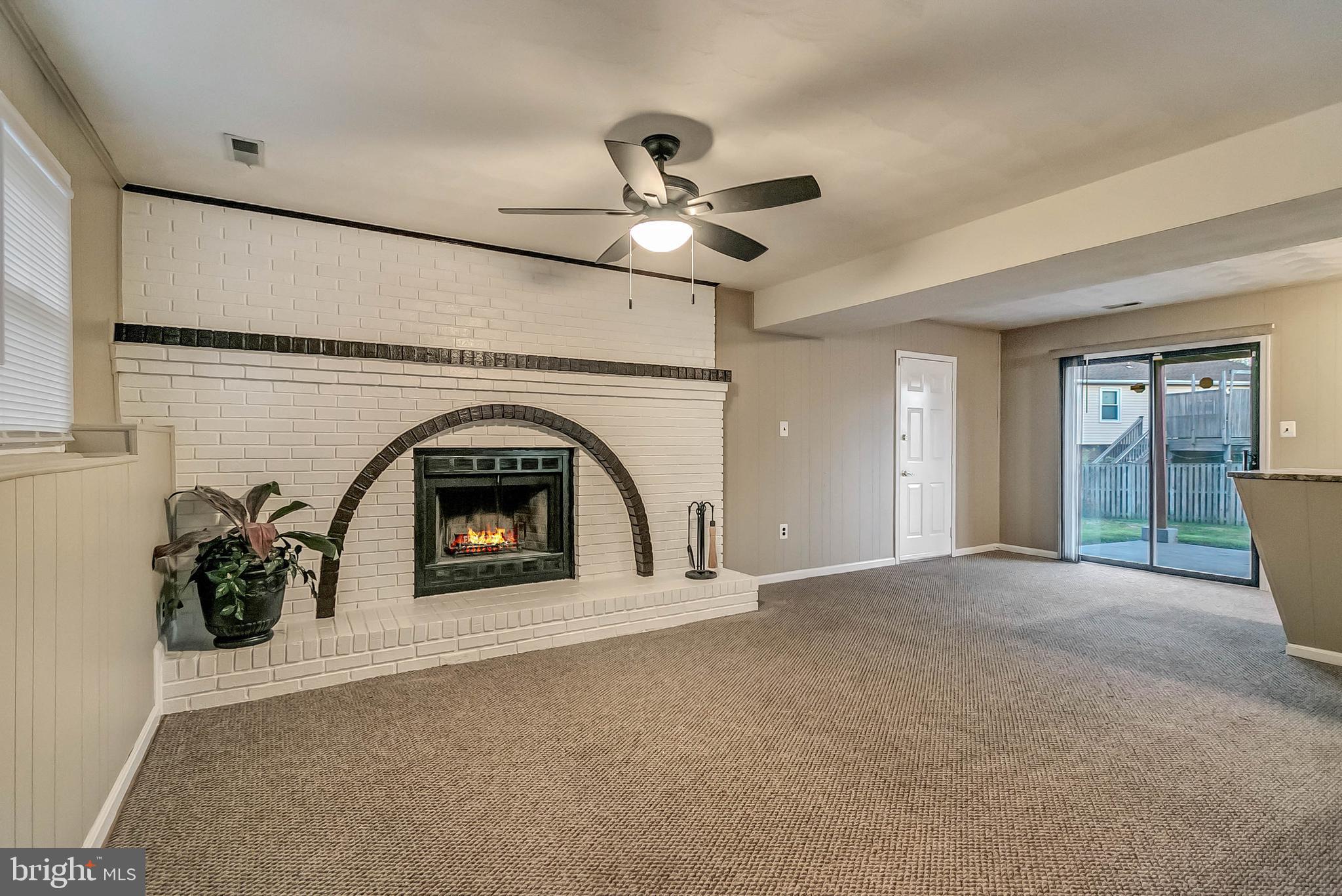 DEN LEE ACRES - Residential