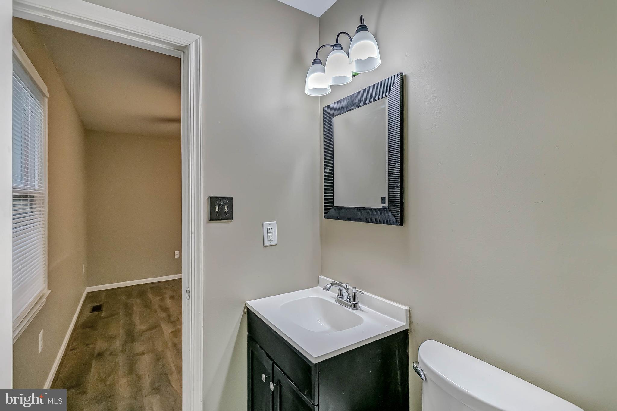 DEN LEE ACRES - Residential