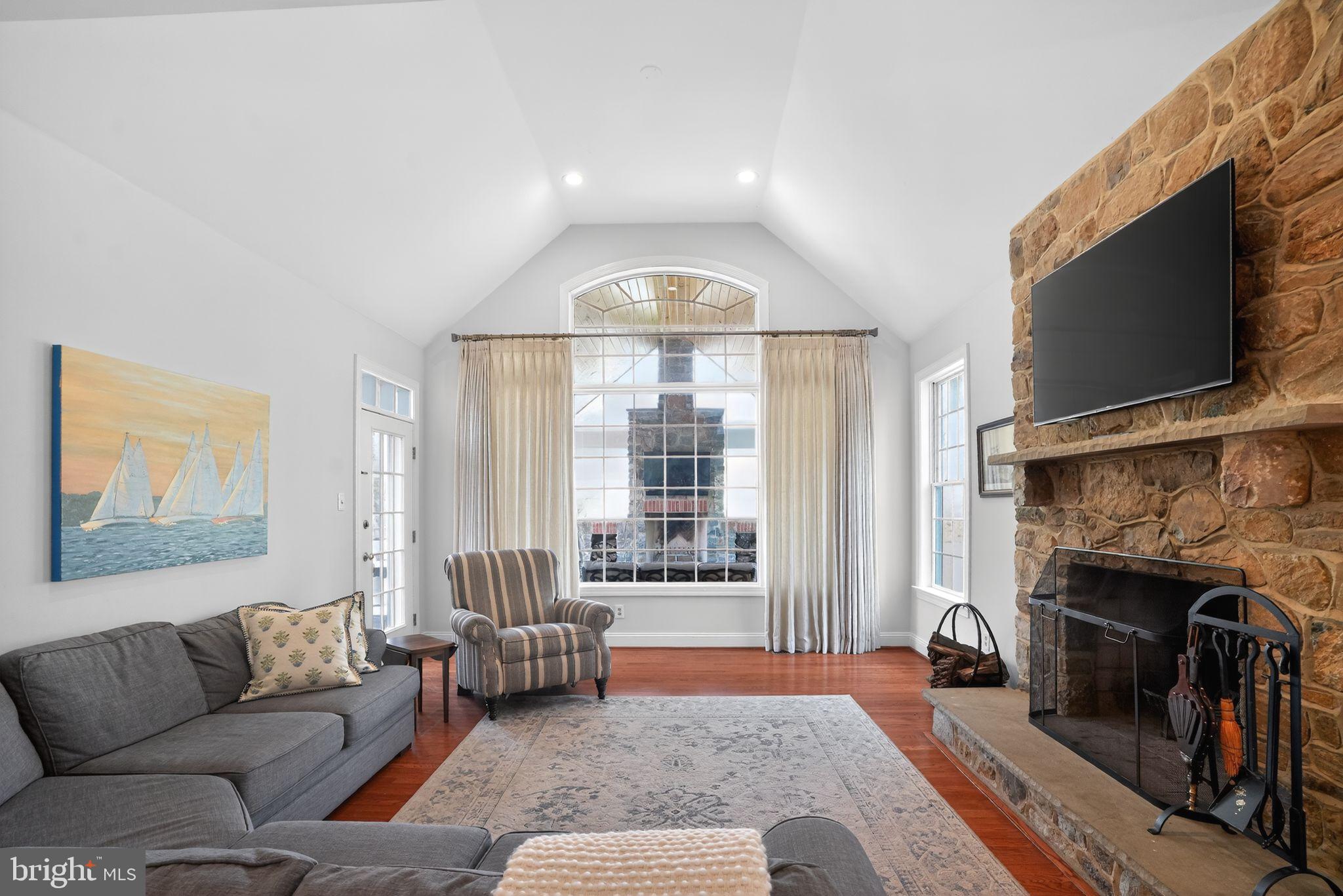 OAKHURST - Residential