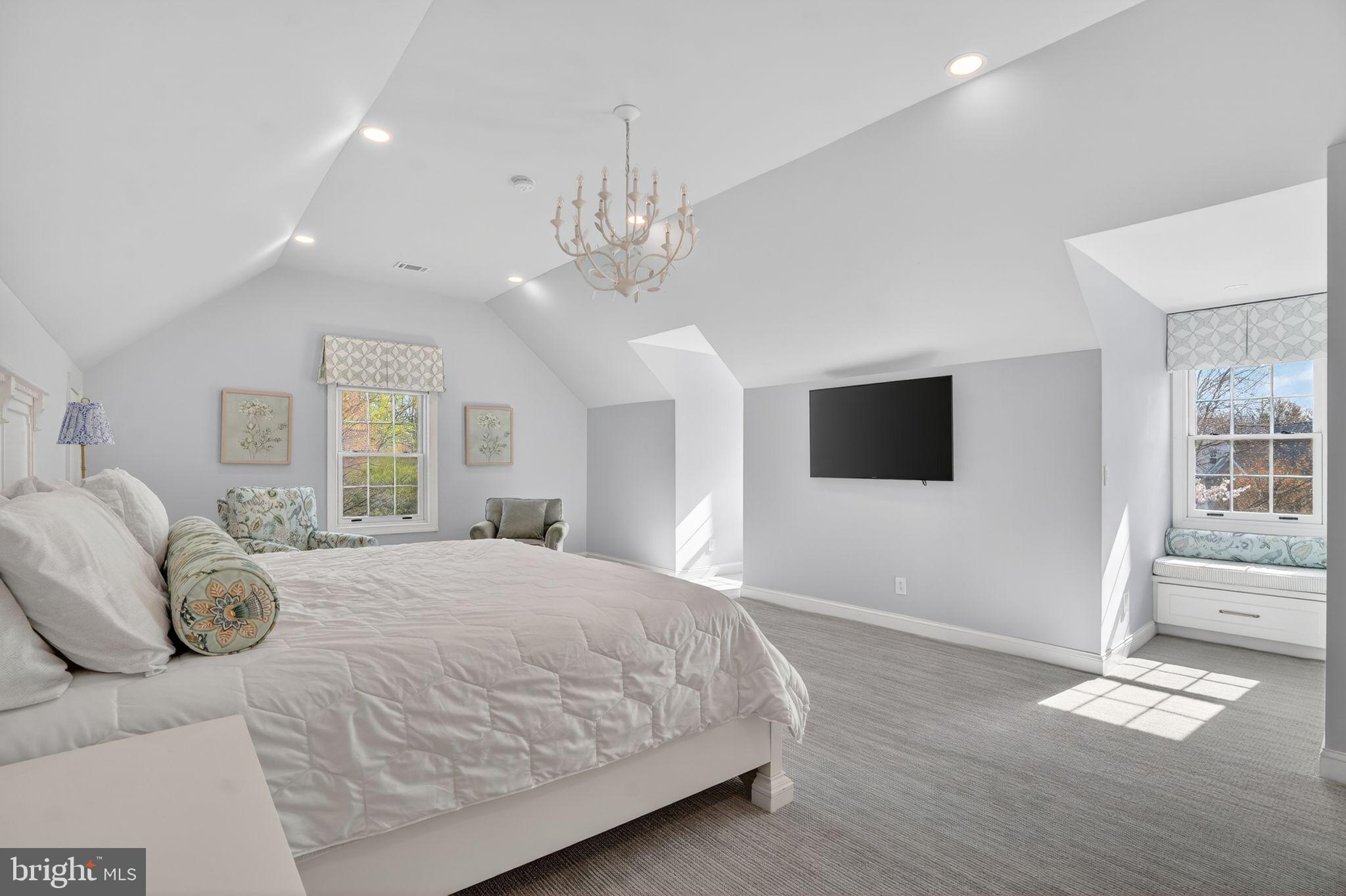 OAKHURST - Residential