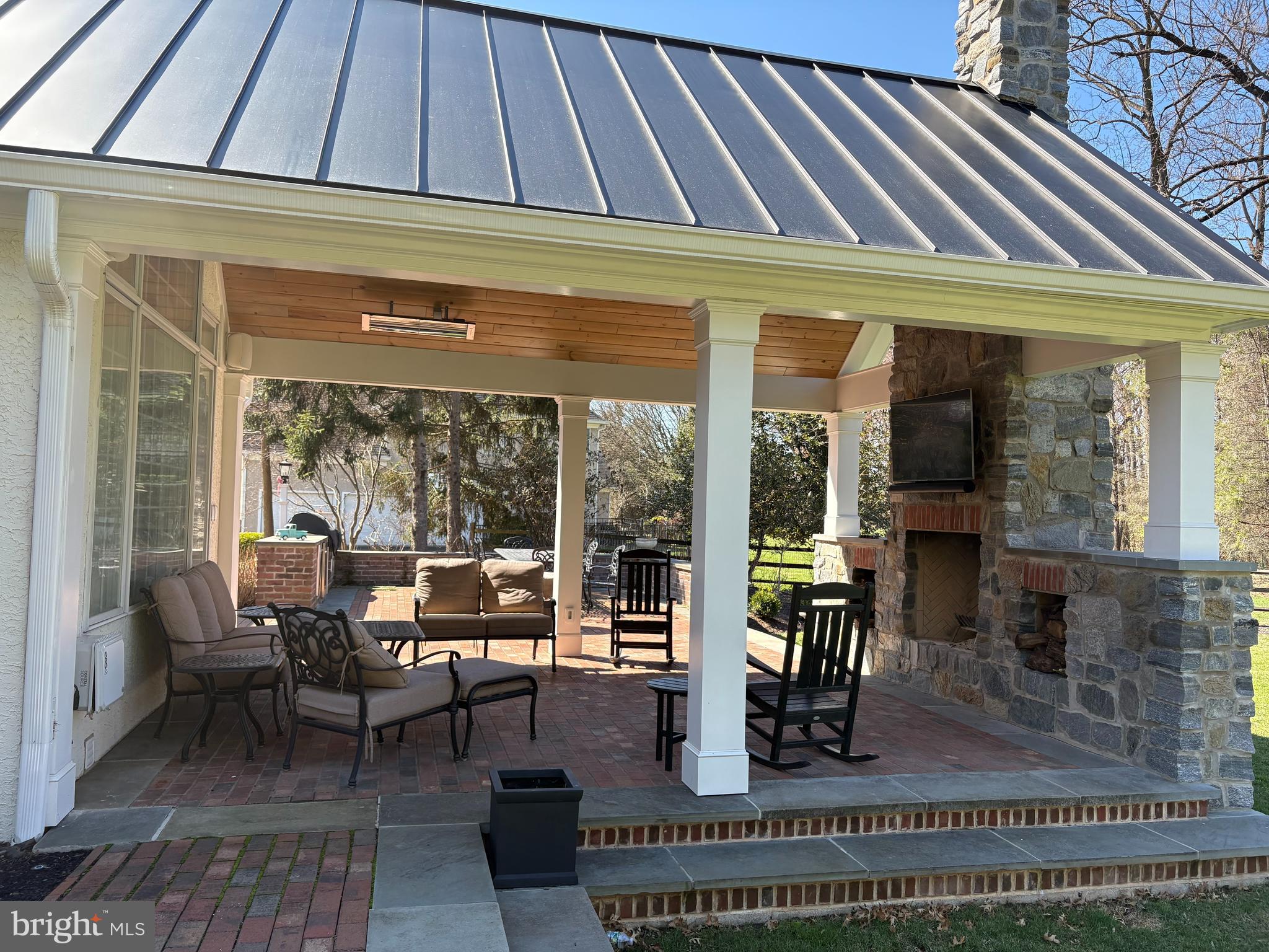 OAKHURST - Residential