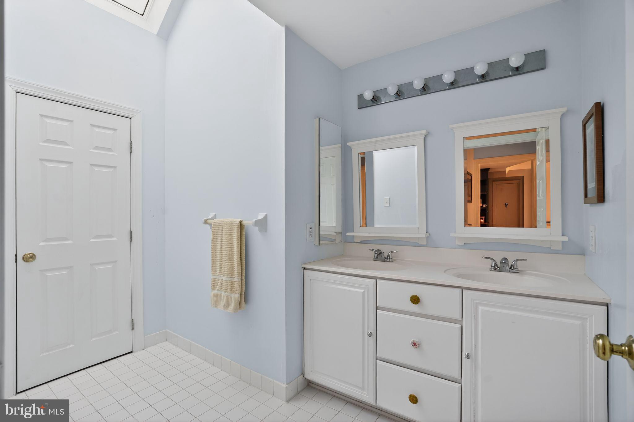 OAKHURST - Residential