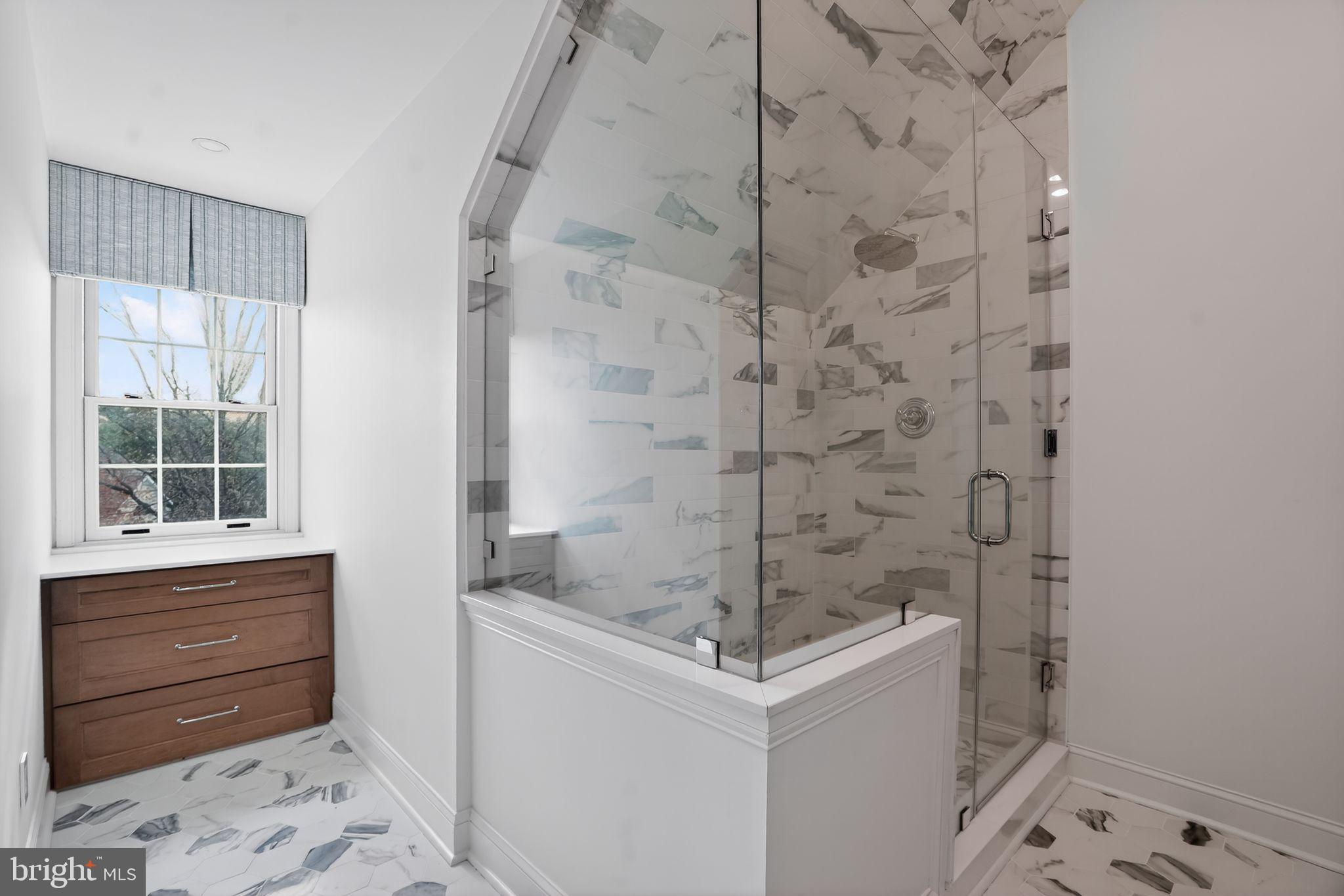 OAKHURST - Residential