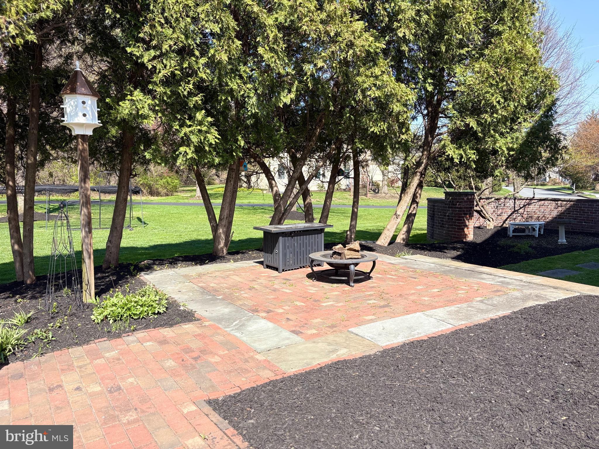 OAKHURST - Residential