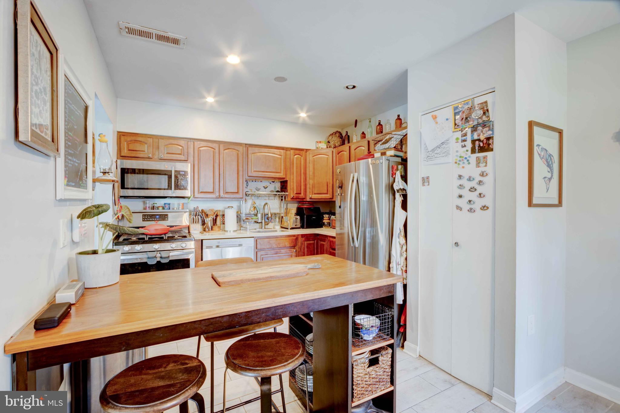 NORTH CREEK VILLAS - Residential