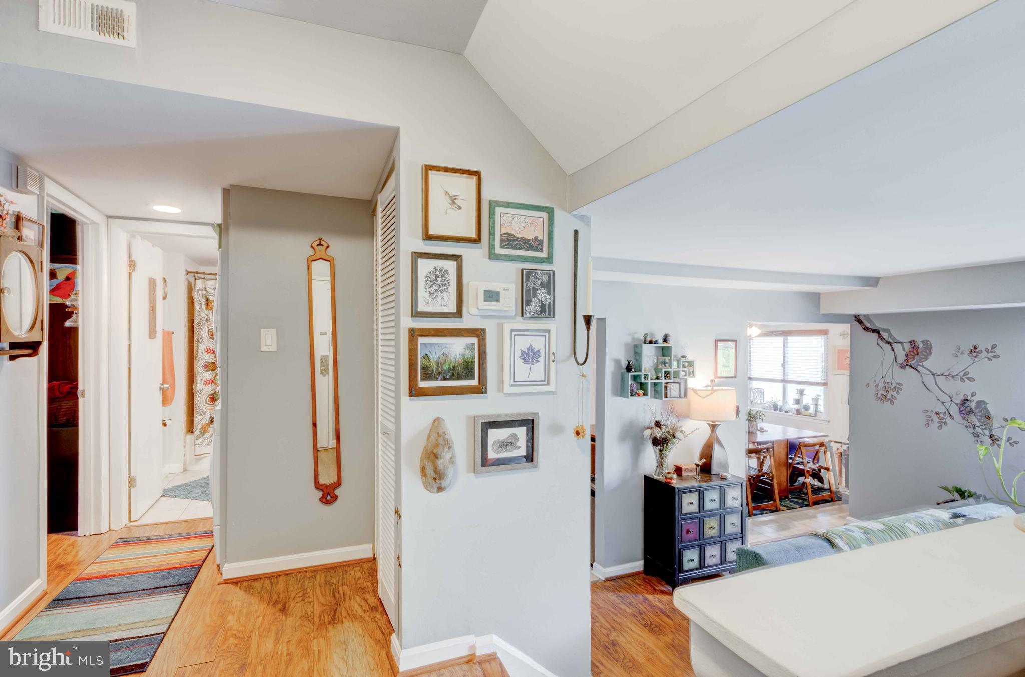 NORTH CREEK VILLAS - Residential