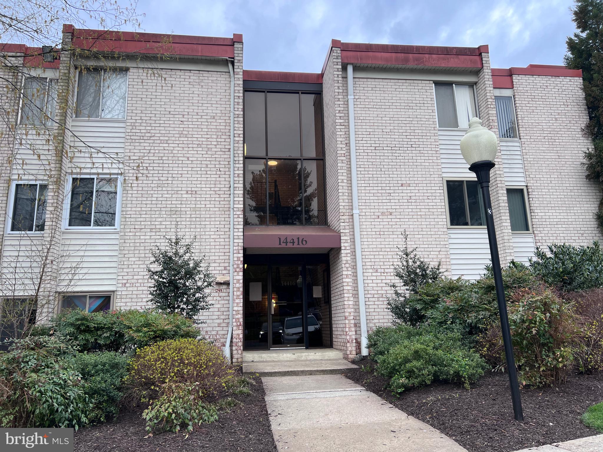 NORTH CREEK VILLAS - Residential