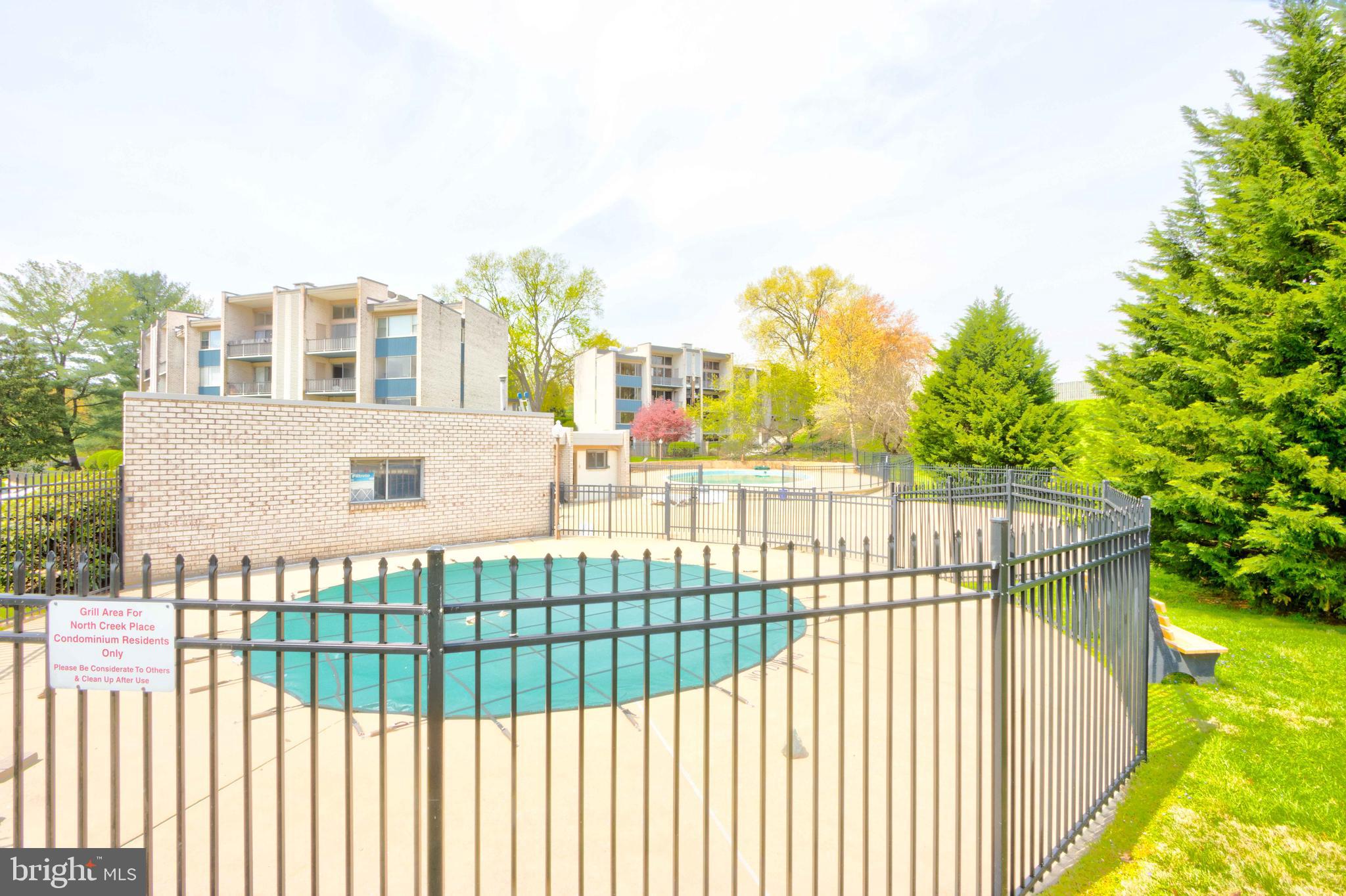 NORTH CREEK VILLAS - Residential