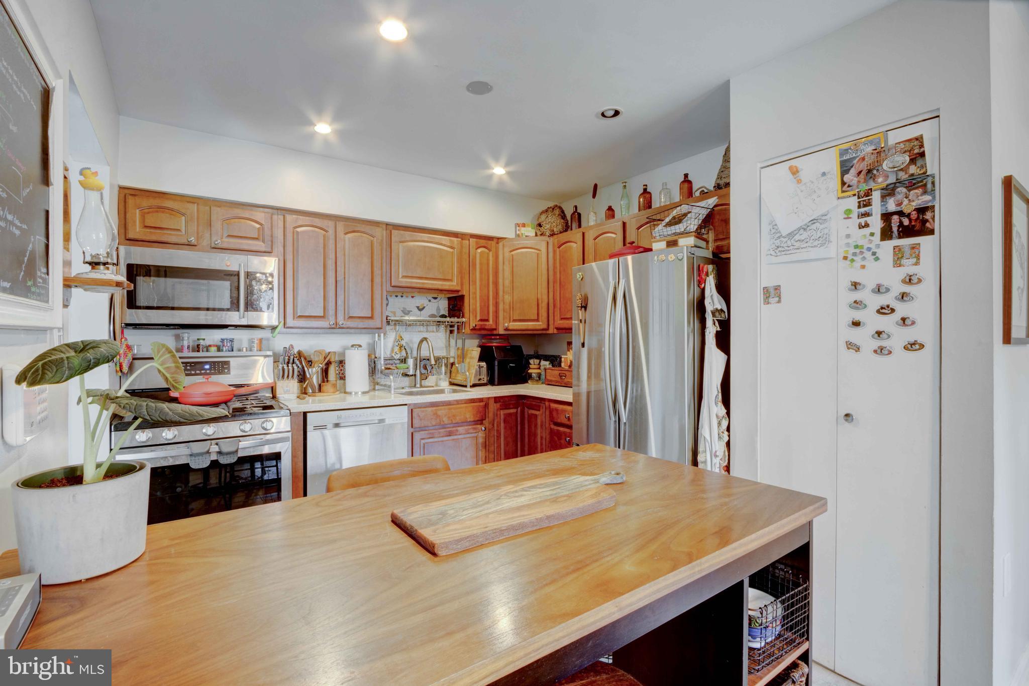 NORTH CREEK VILLAS - Residential