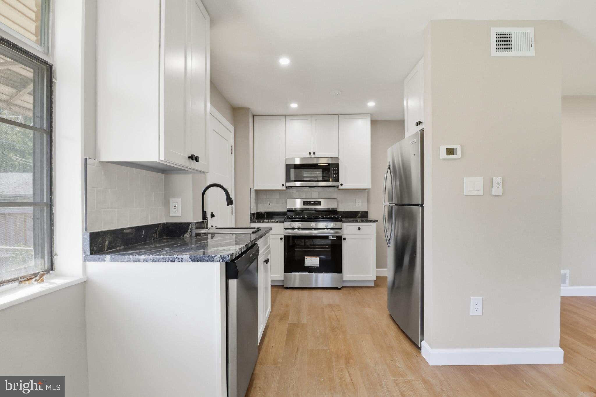 HUNTINGTON - Residential