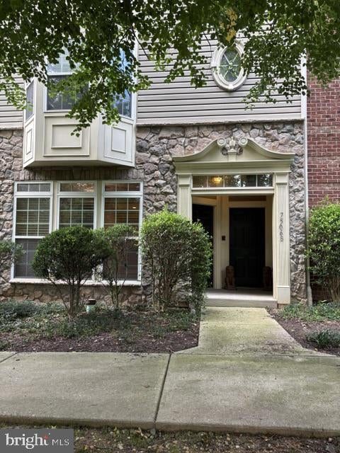 Townhouse For Rent - 7506 Stoney Run Drive #7506A<br/> HANOVER, MD 21076