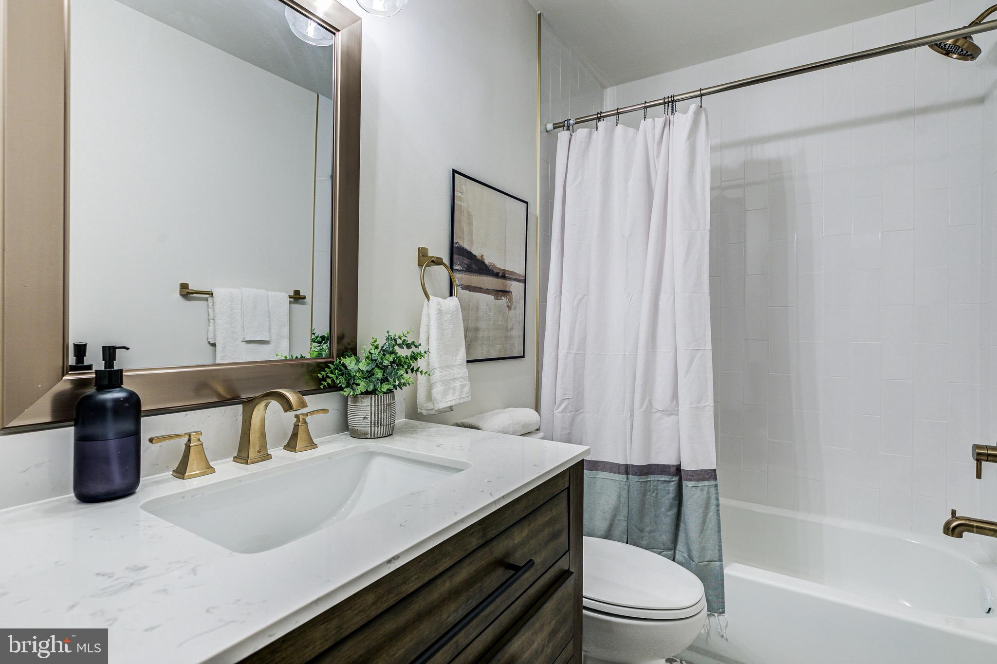 GLYNDON GATE - Residential