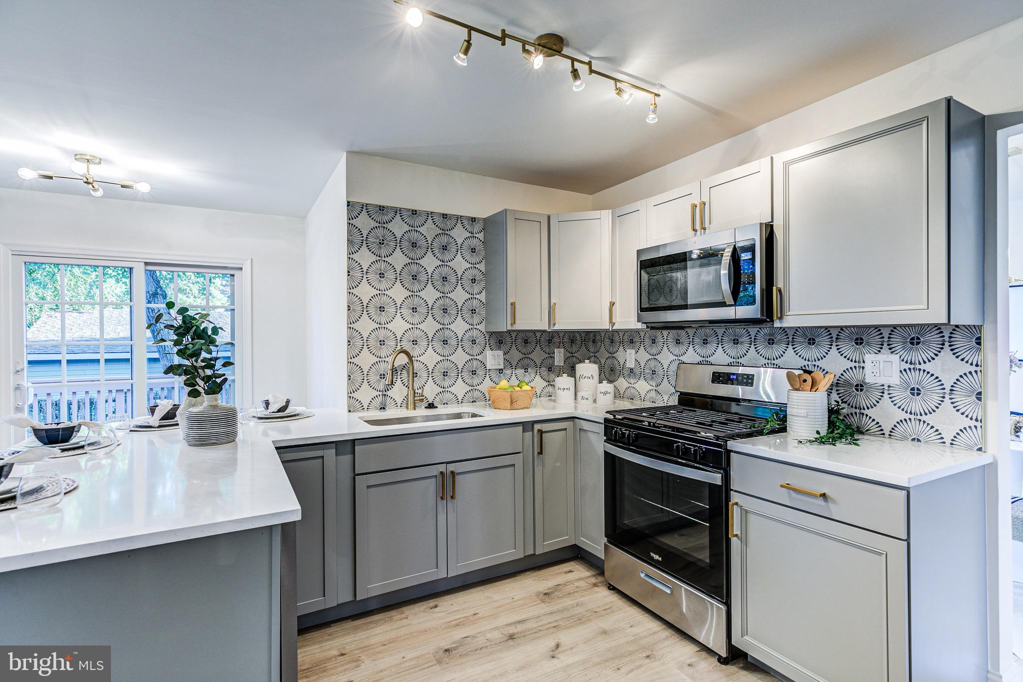 GLYNDON GATE - Residential