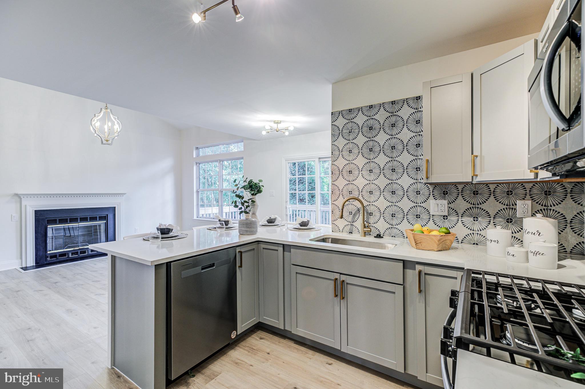 GLYNDON GATE - Residential