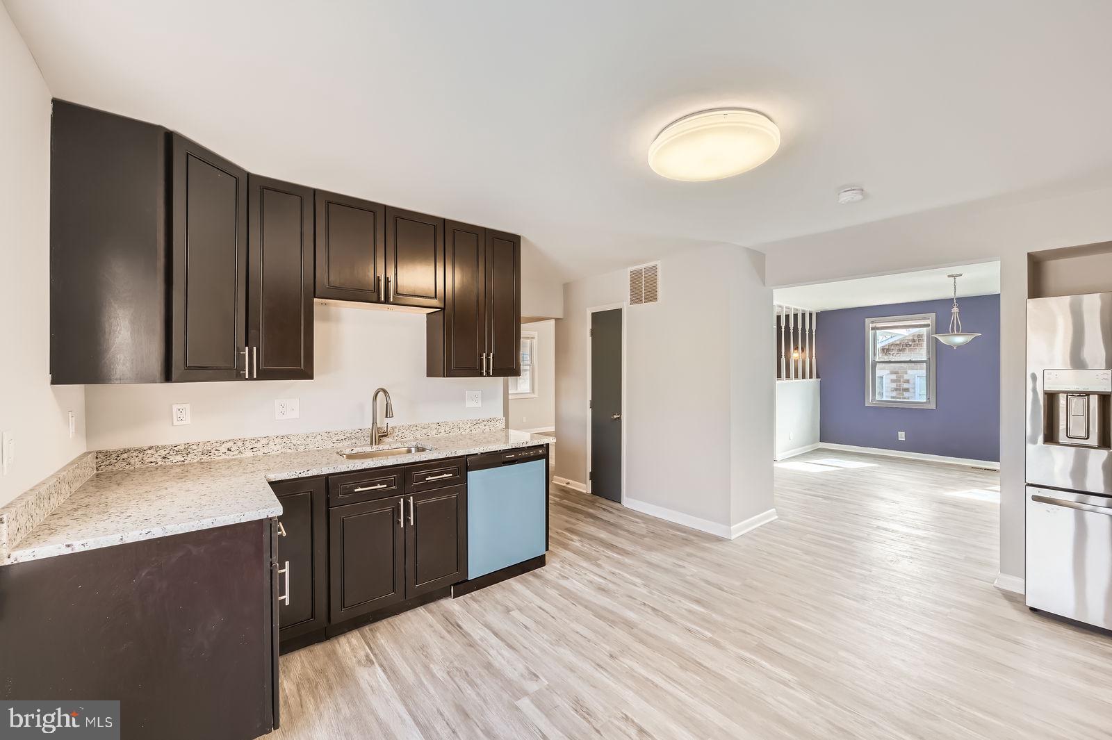 MIDDLE RIVER - Residential