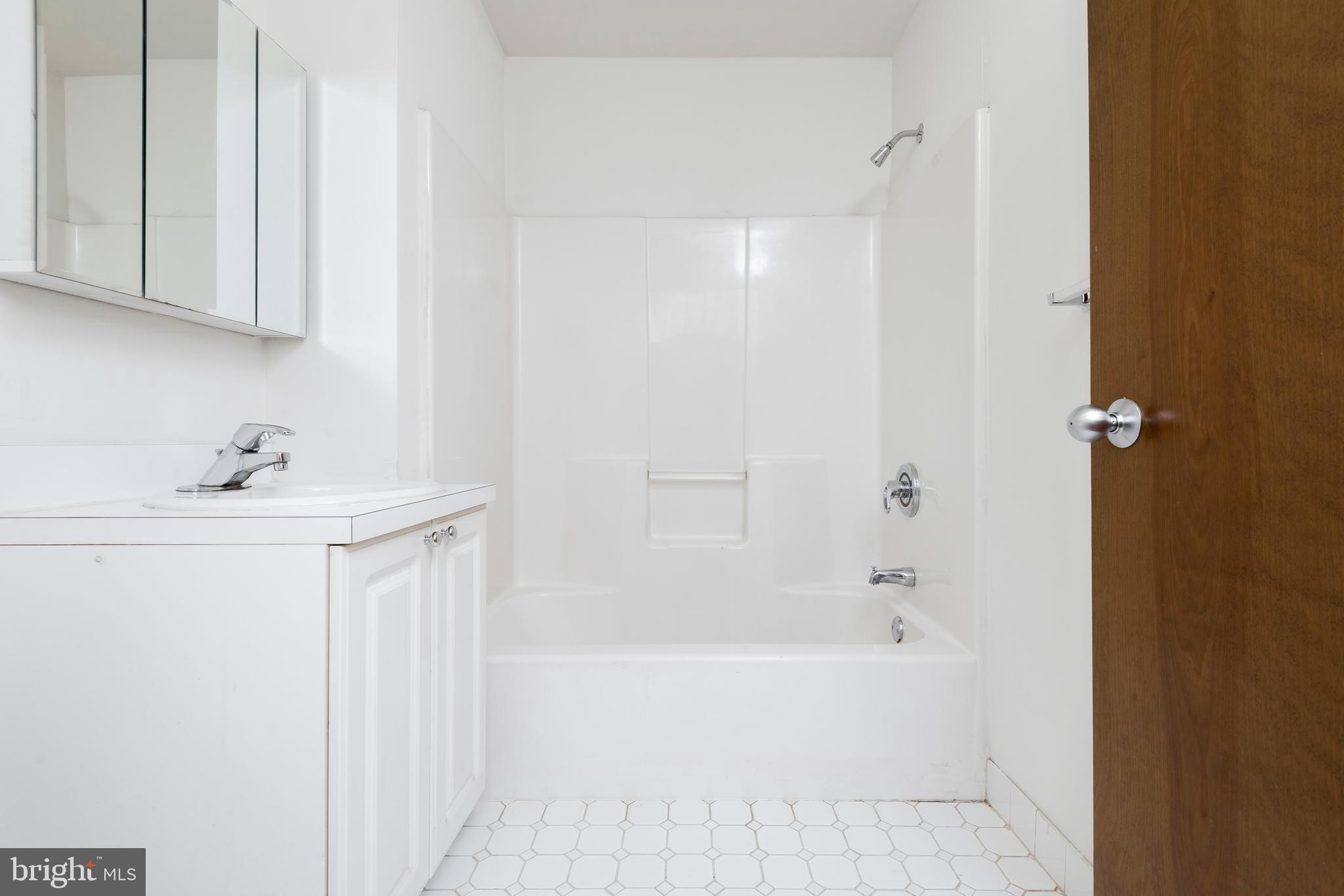 WASHINGTON SQ WEST - Residential Lease