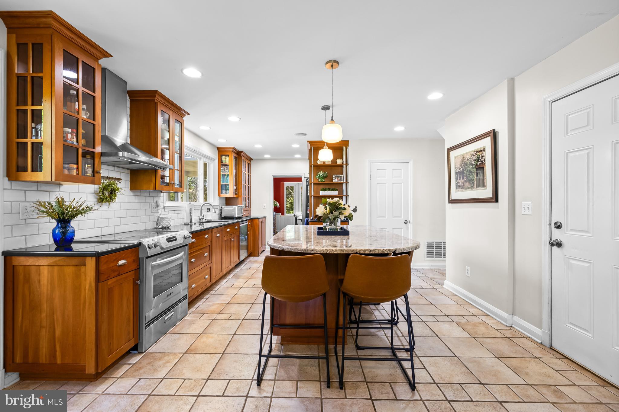 SUMMER HILL - Residential