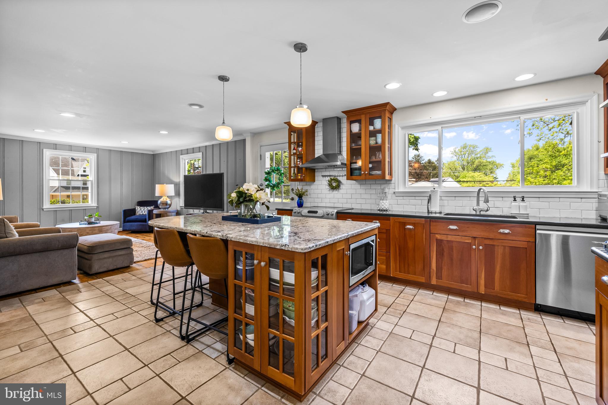 SUMMER HILL - Residential