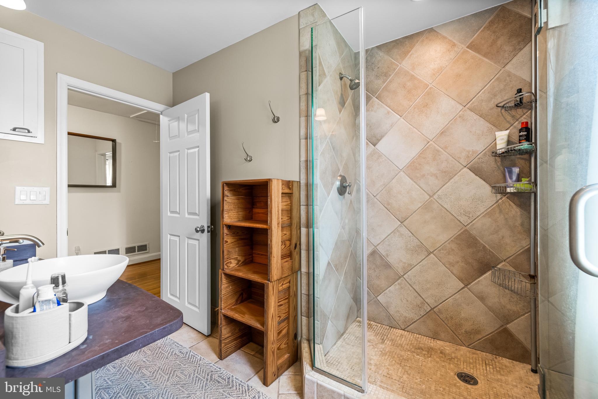 SUMMER HILL - Residential