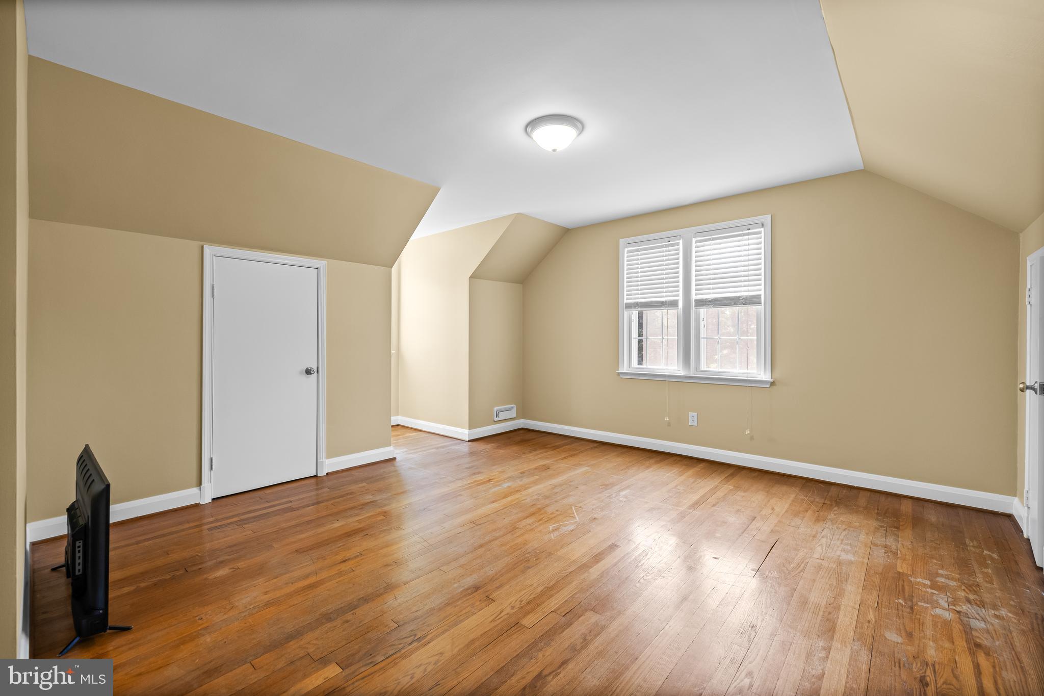 SUMMER HILL - Residential