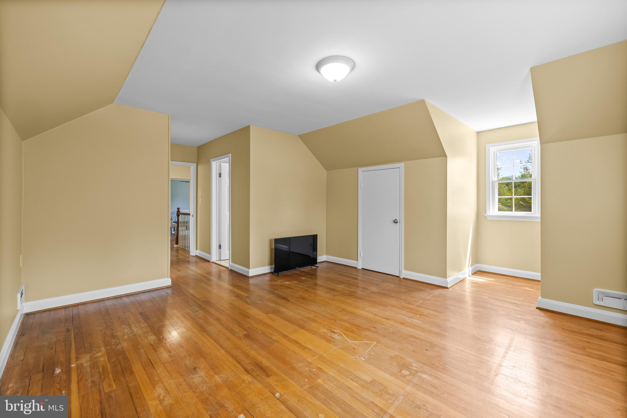 SUMMER HILL - Residential