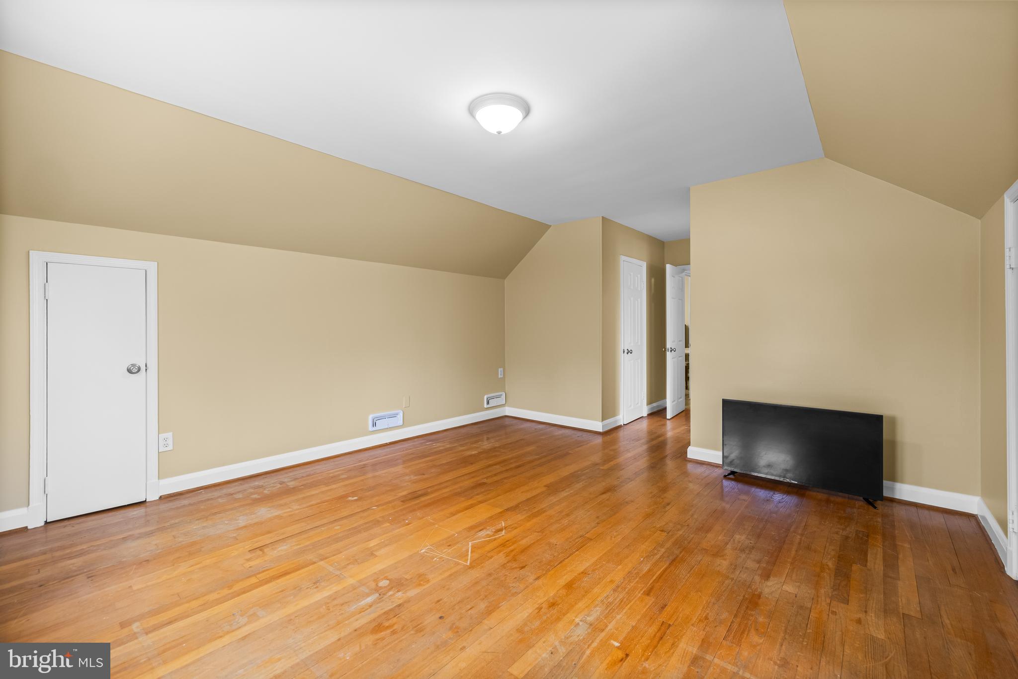 SUMMER HILL - Residential