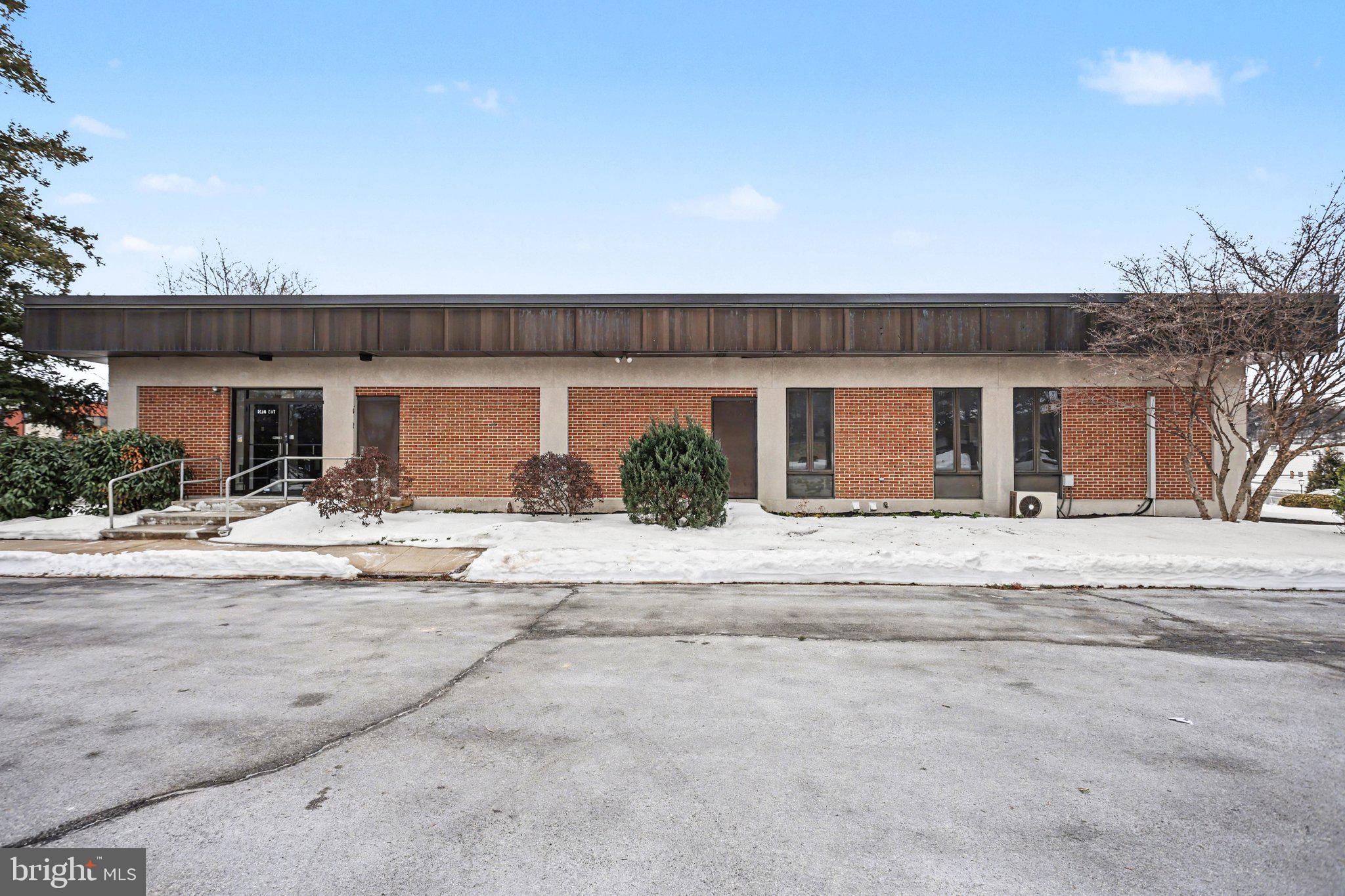 400 NATIONWIDE DRIVE