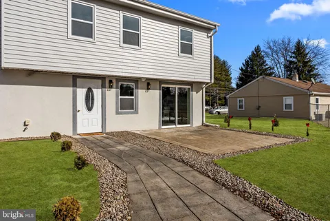 537 W County Line Road, Hatboro, PA MLS: PAMC2134630