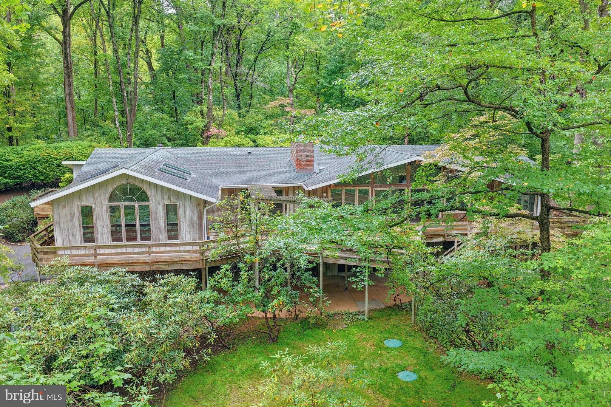 117 S SPRING VALLEY ROAD