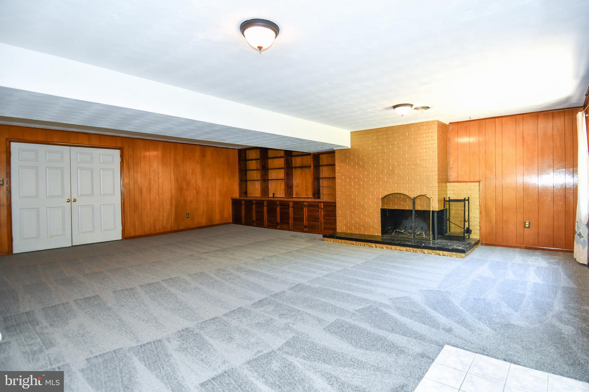 BRIANWOODS - Residential Lease