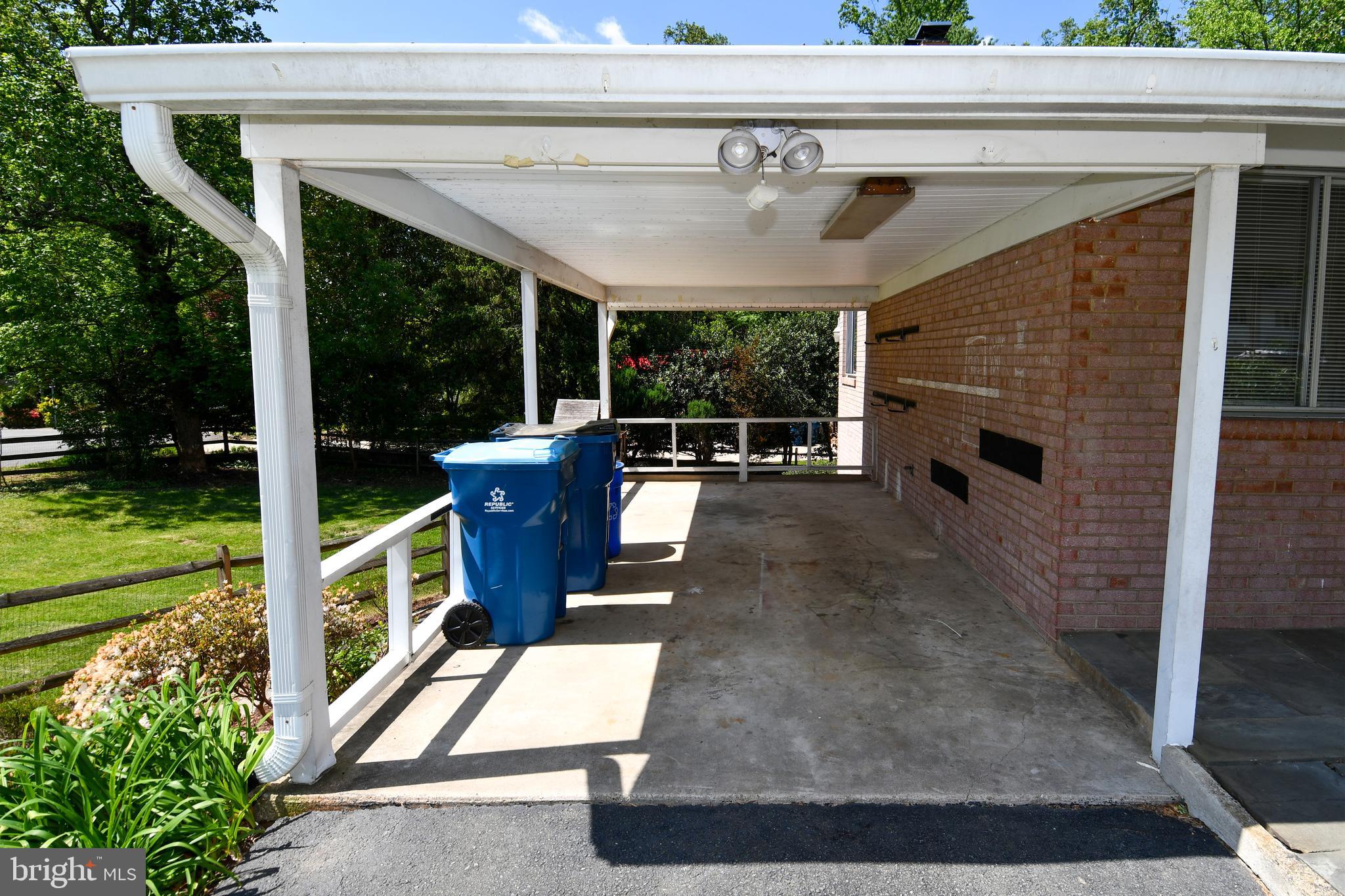 BRIANWOODS - Residential Lease