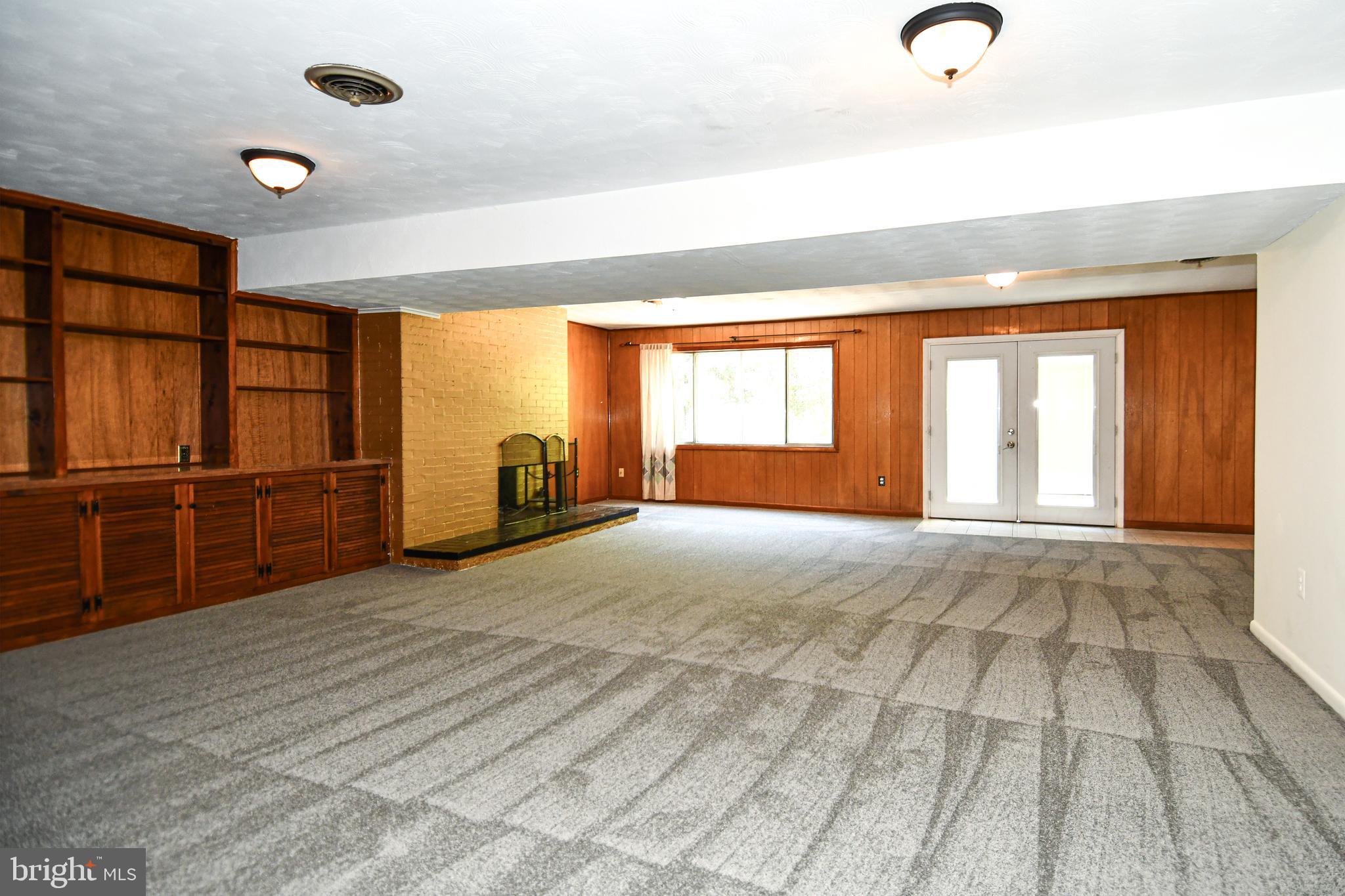 BRIANWOODS - Residential Lease