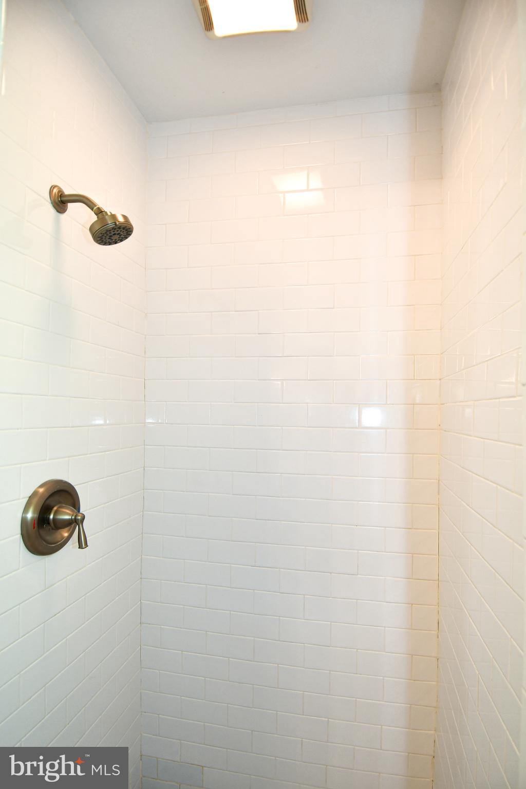 BRIANWOODS - Residential Lease