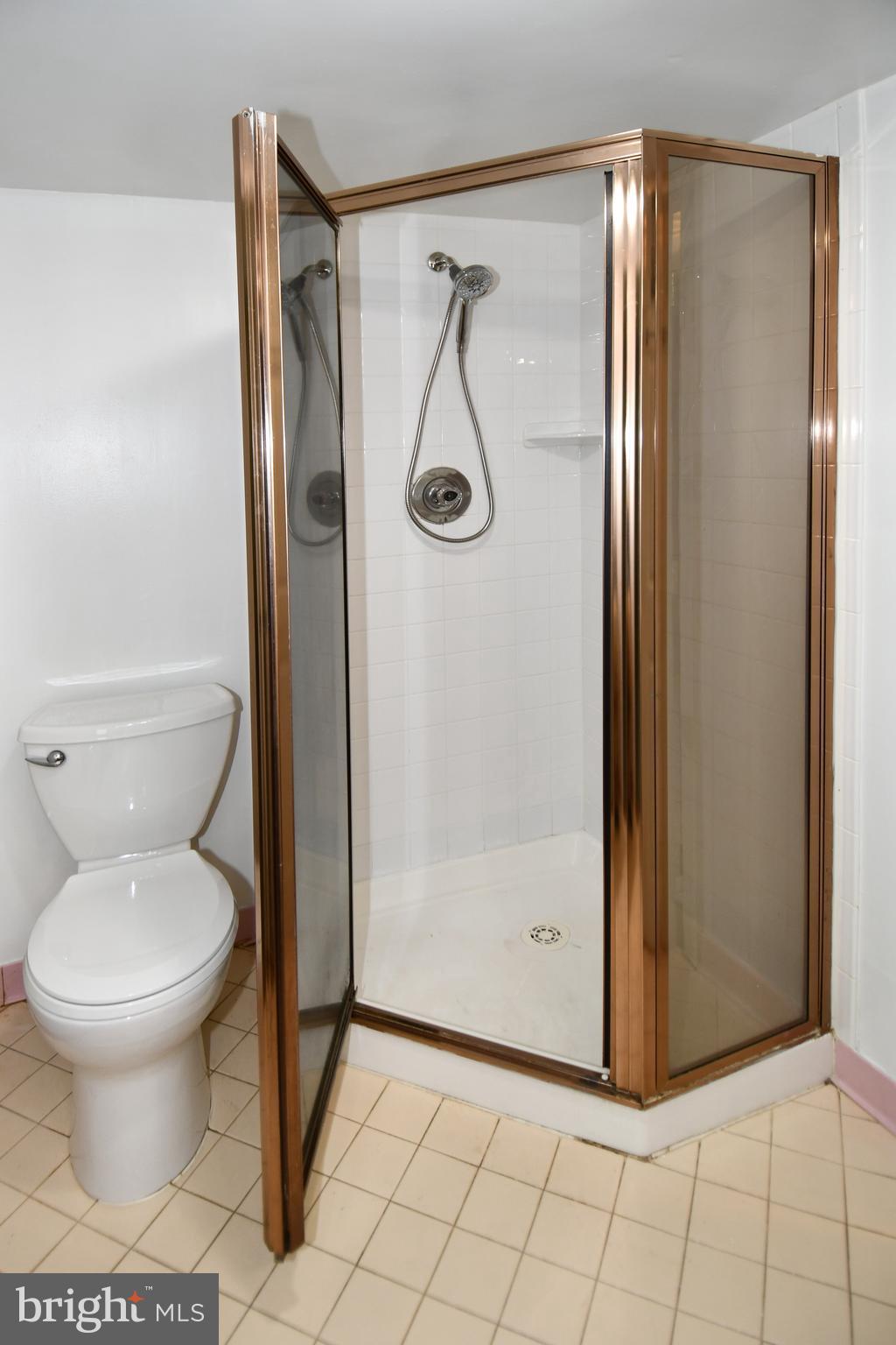 BRIANWOODS - Residential Lease