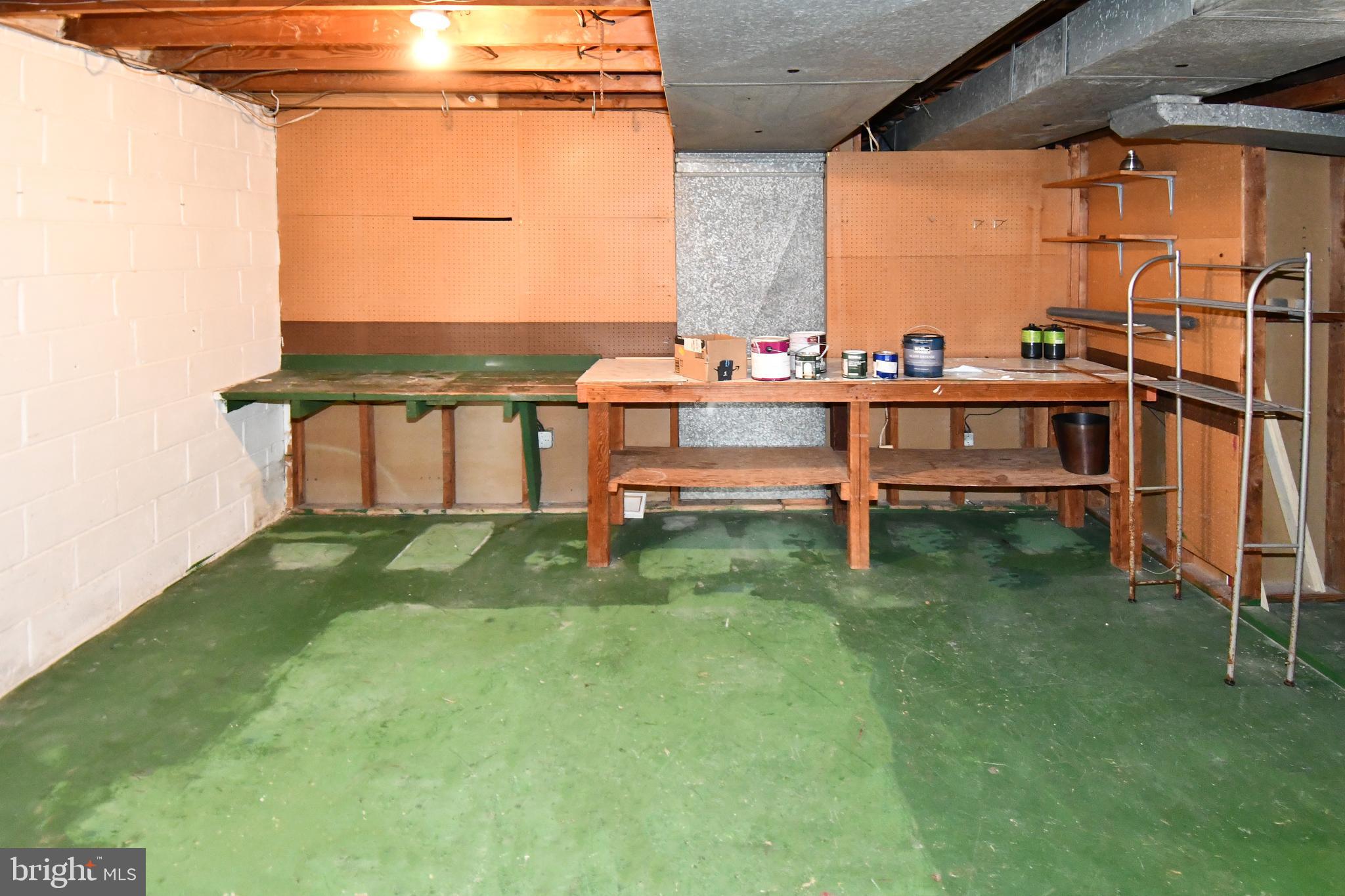 BRIANWOODS - Residential Lease