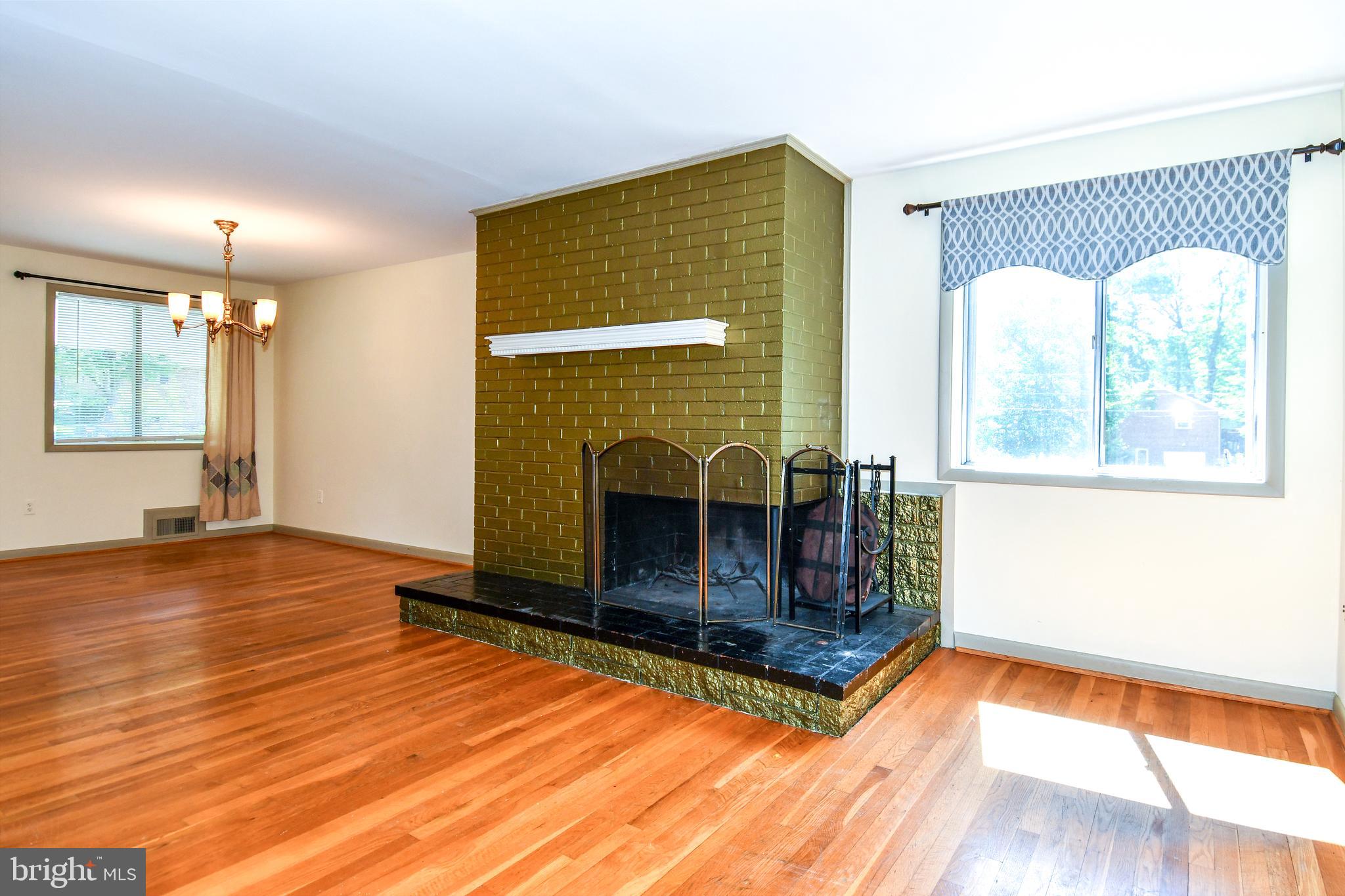 BRIANWOODS - Residential Lease