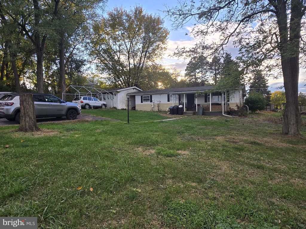 Photo of 106 Hess Road, ELIZABETHTOWN, PA 17022 (MLS # PALA2078562)