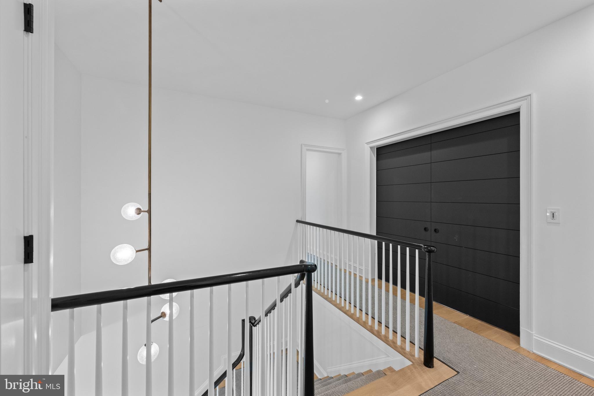CLEVELAND PARK - Residential